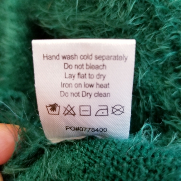 show me your mumu  feel good sweater crew soft knit oversized cozy emerald green - Picture 6 of 6